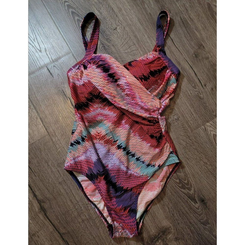 NWOT Emerald Bay Shaping Slimming One Piece Swimsuit Women's Size 10